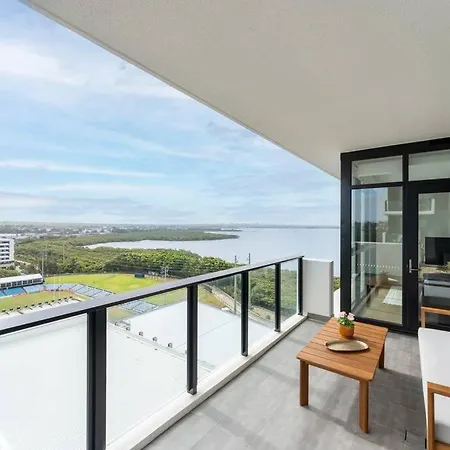 Modern 2Br With Balcony, Pool & Parking Apartment Woolooware Exterior photo